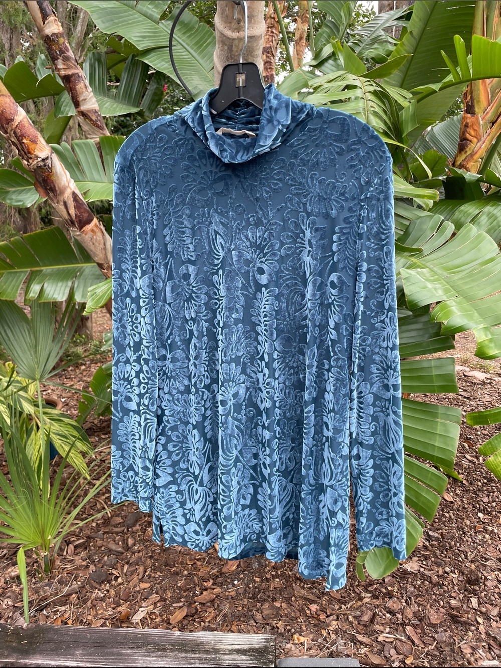soft surroundings burnout velvet top